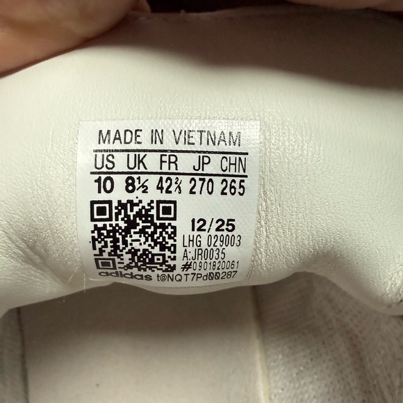 adidas White Sneaker Interior Label - Men's Size US 10 / EU 42 2/3 - Picture 6 of 9